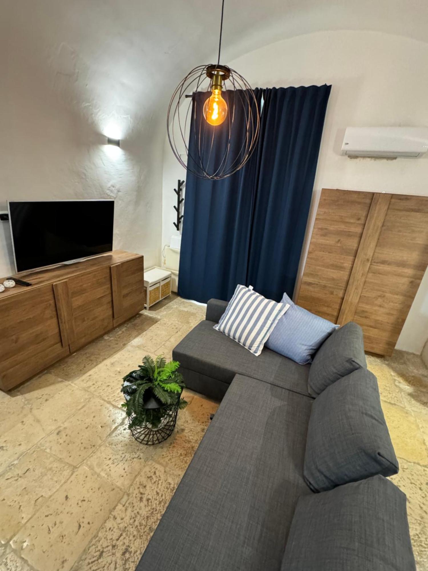 B&B Dormi Bene 比谢列 外观 照片